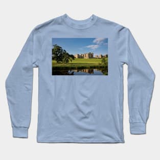 Alnwick Castle reflected in the River Aln Long Sleeve T-Shirt